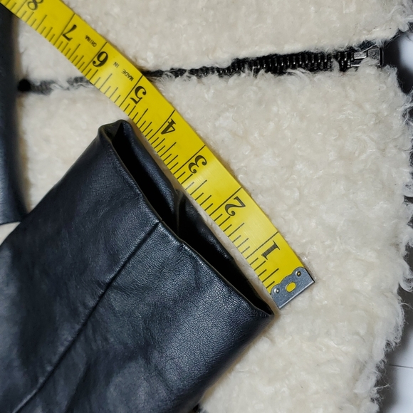 American Eagle  Outfitters size M/M Excellent conditions - Picture 9 of 17